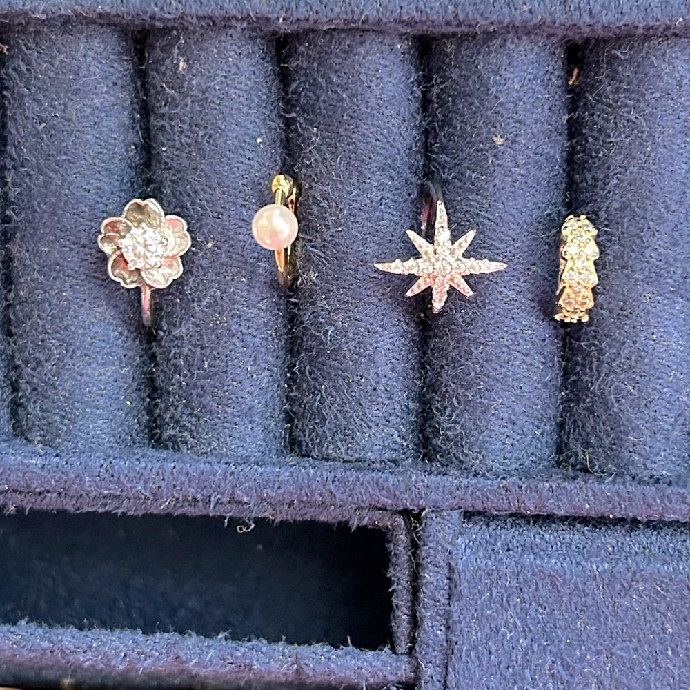 Bundle of four ear cuffs, no piercing needed